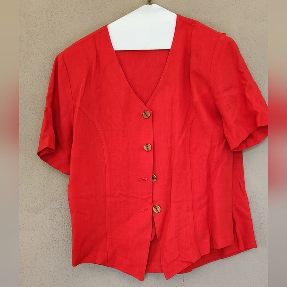 Elegant Red Button-Down Women's Shirt & Skirt Set - Picture 1 of 3